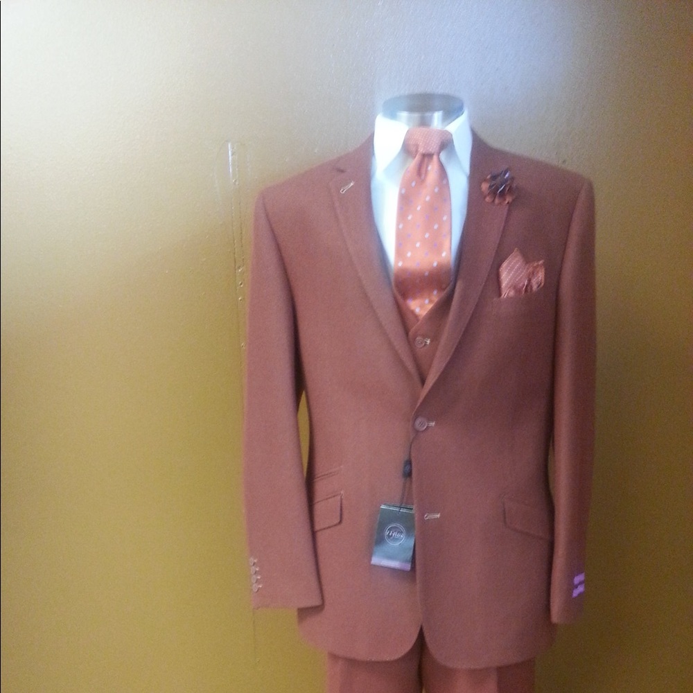 Tayion Collection 3pcs flannel wool suit